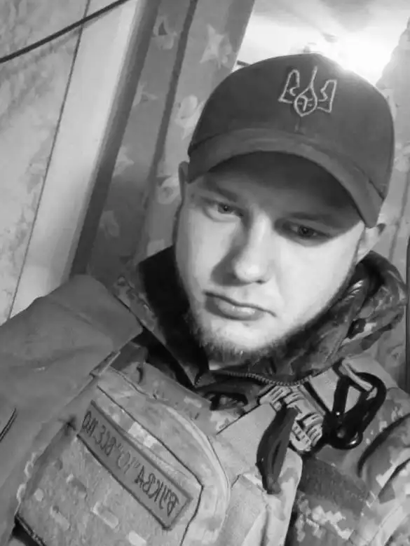Умань попрощалася з полеглим героєм Назарієм Куликом — у місті оголошено день жалоби